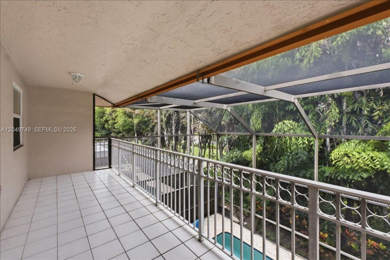 10545 NW 43rd Ter , Doral, FL 33178 Photo