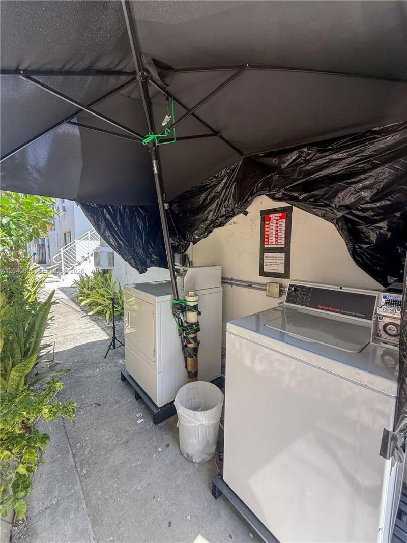 935 Bay Dr , Unit 9, Miami Beach, FL 33141 Photo