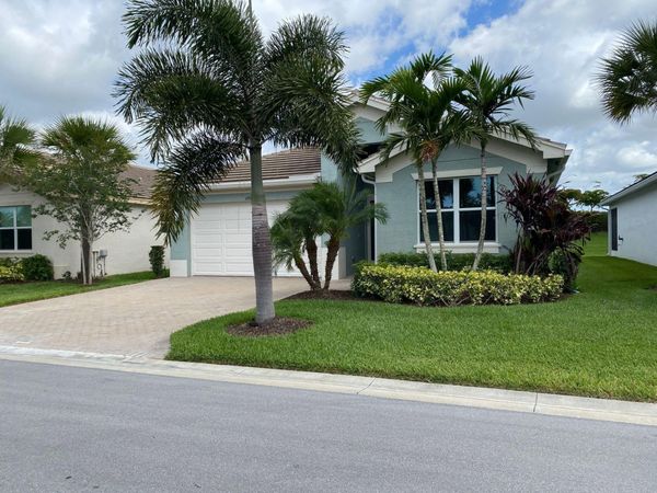 12049 SW Jasper Lake Way, Port St. Lucie, FL 34987