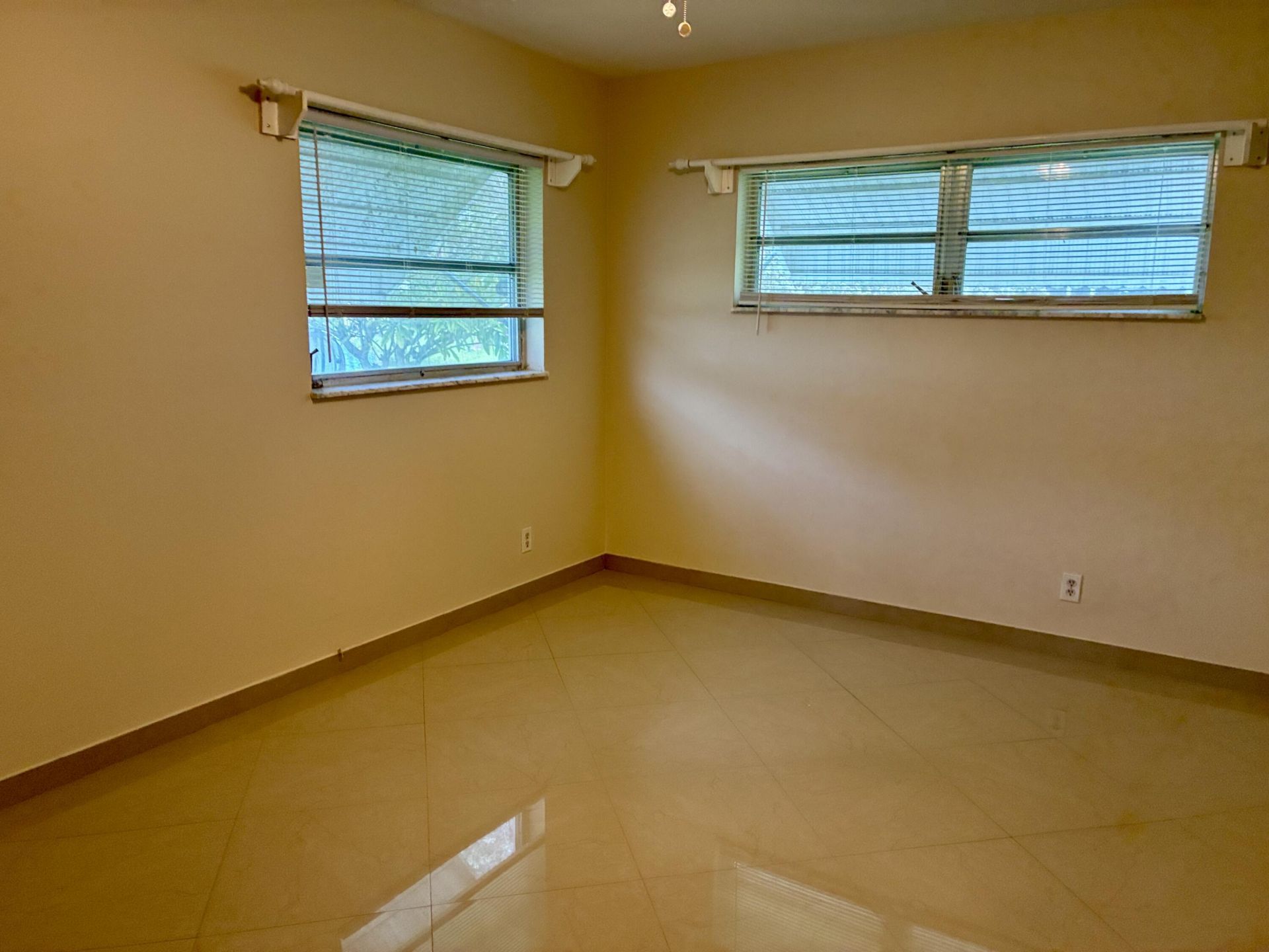 7470 NW 7th Place, Margate, FL 33063 Photo