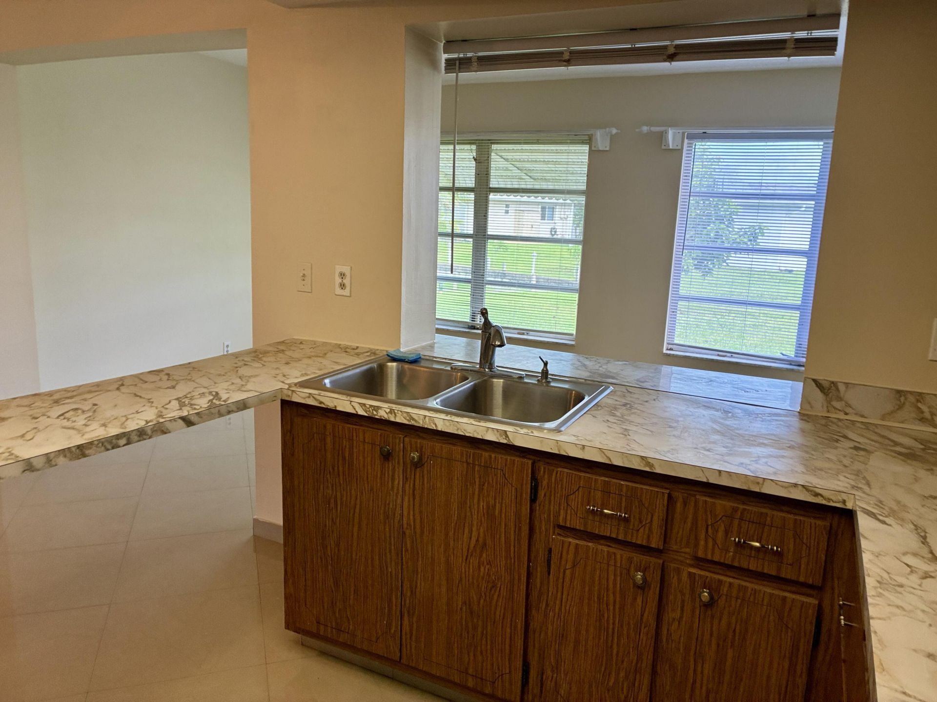7470 NW 7th Place, Margate, FL 33063 Photo