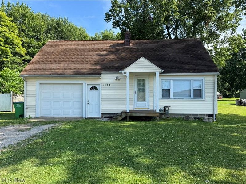 6136 Lake Road W, Ashtabula, OH 44004 Photo 1