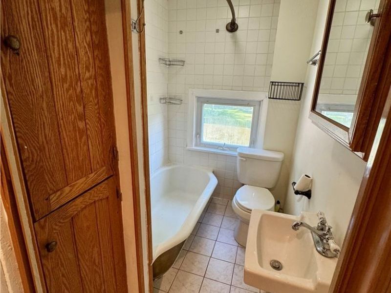 6136 Lake Road W, Ashtabula, OH 44004 Photo 22