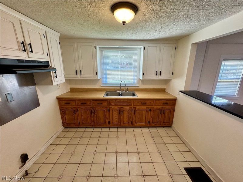 6136 Lake Road W, Ashtabula, OH 44004 Photo 6