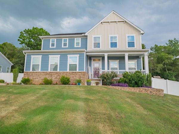 1623 Lila Dr, Murfreesboro, TN 37128