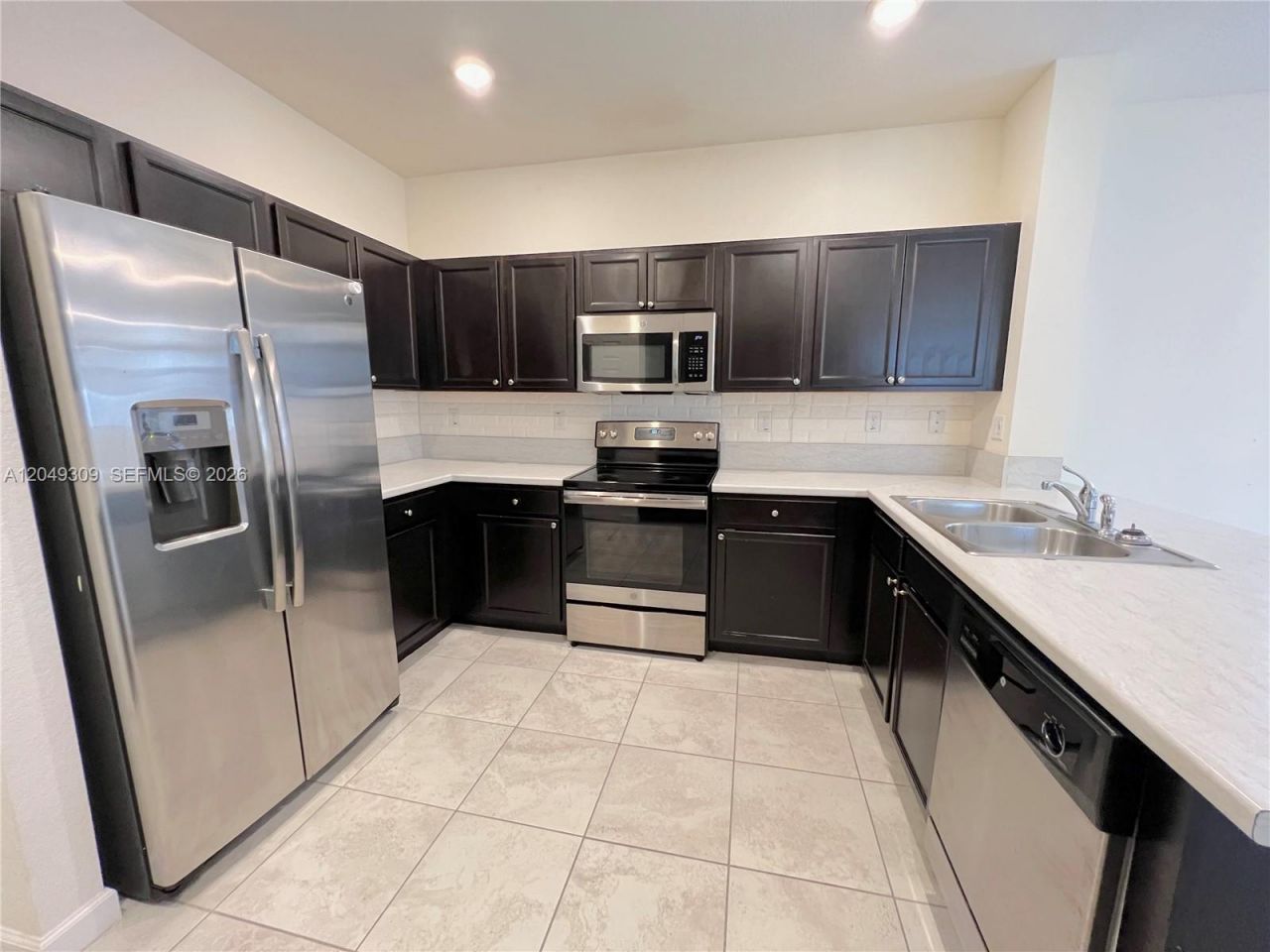 132 NE 24th Ave, Homestead, FL 33033 Photo