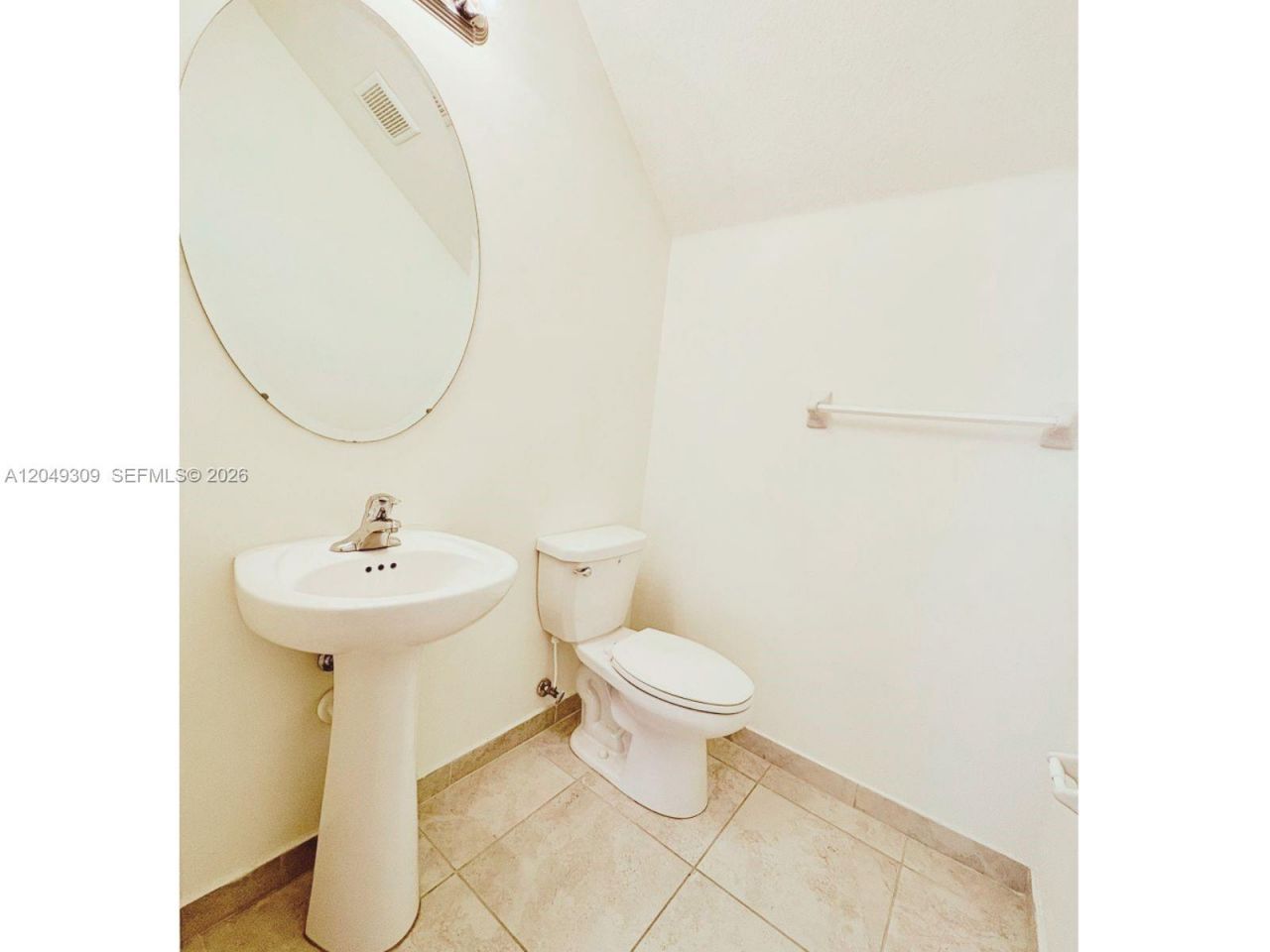 132 NE 24th Ave, Homestead, FL 33033 Photo