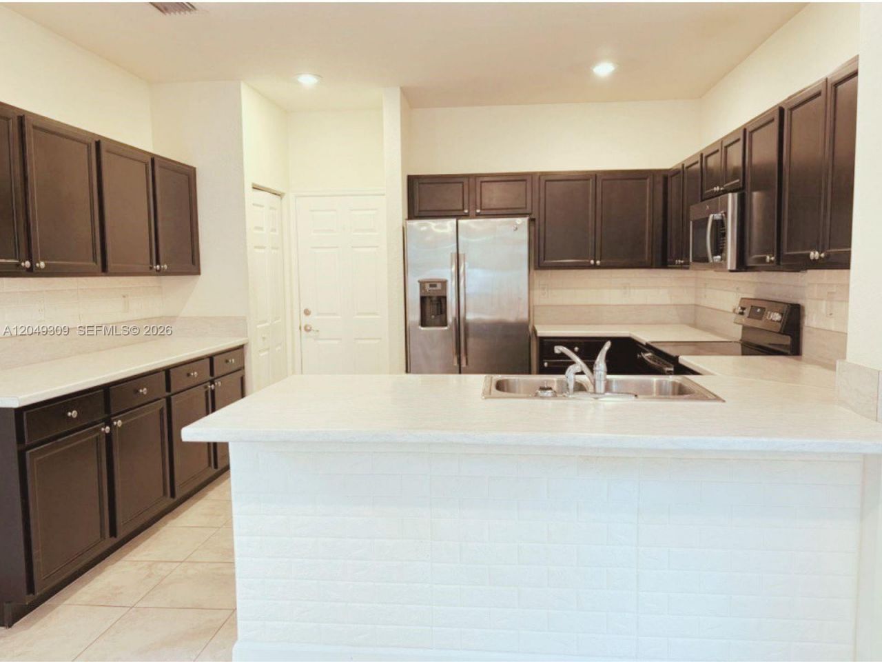 132 NE 24th Ave , Homestead, FL 33033 Photo