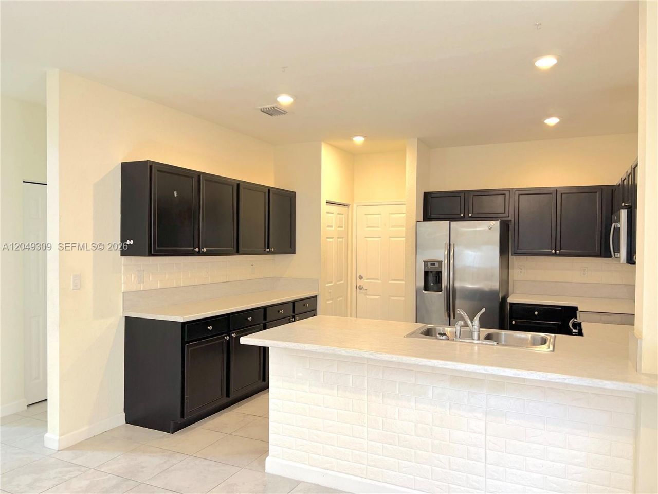 132 NE 24th Ave, Homestead, FL 33033 Photo