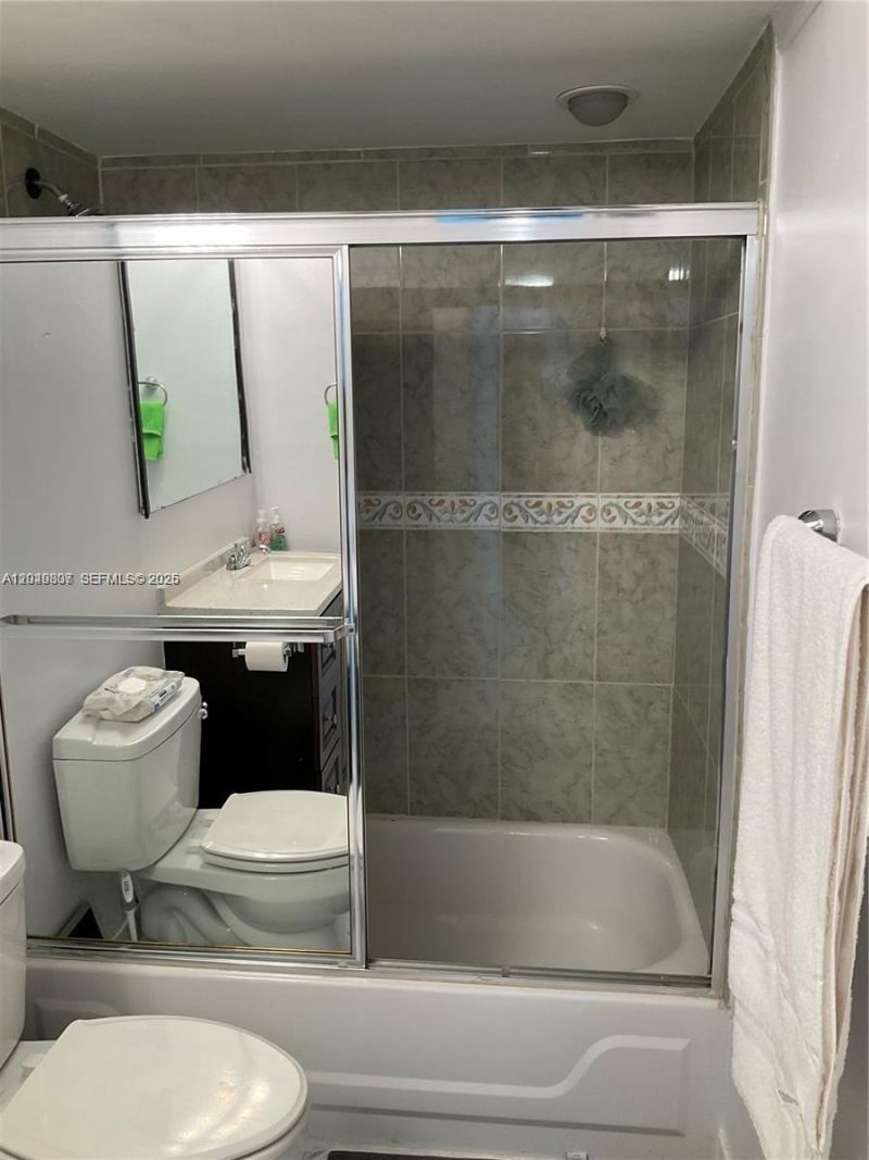 9201 Sunrise Lakes Blvd , Unit 205, Sunrise, FL 33322 Photo