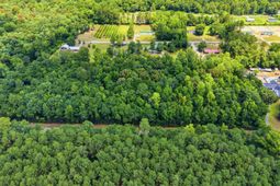 601 Huggins Landing Road photo 4