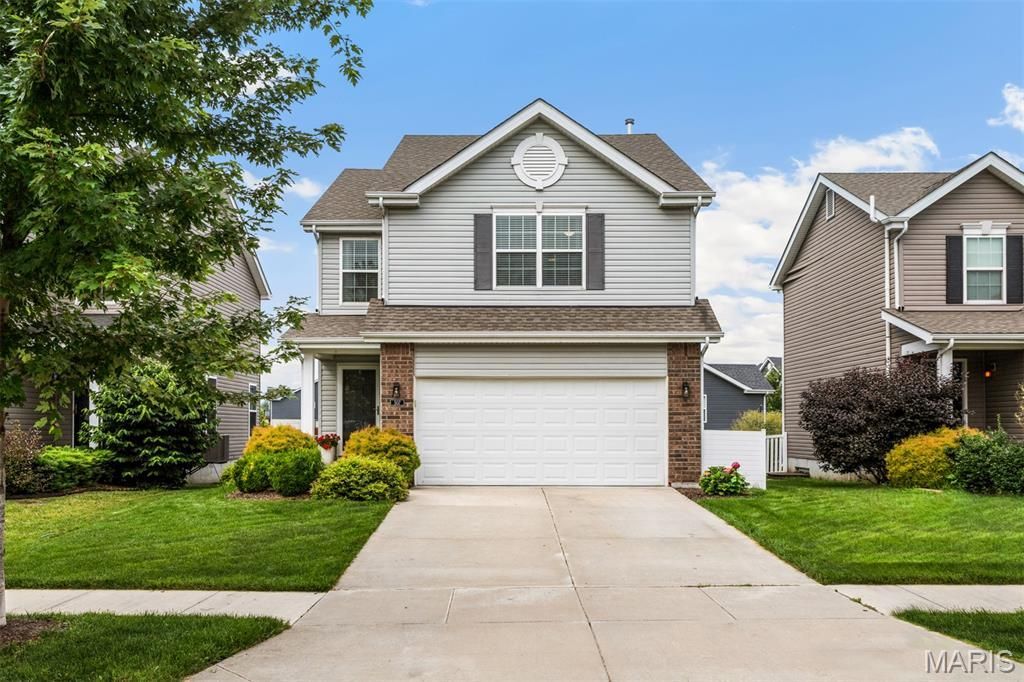 507 Palisades Drive , Saint Charles, MO 63301 Main Photo