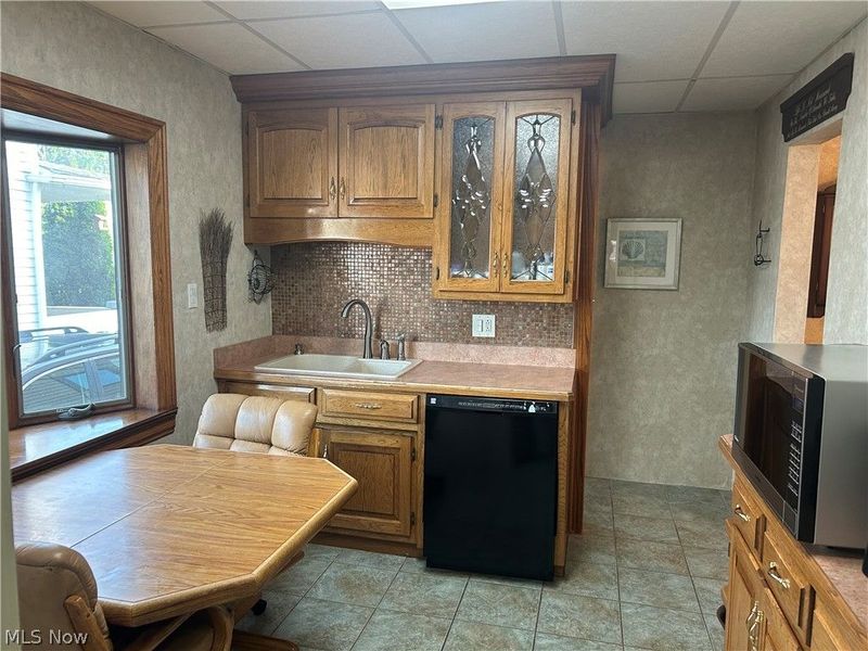 4710 Maplecrest Avenue, Parma, OH 44134 Photo 9
