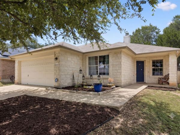 2106 Narrow Glen PKWY, Austin, TX 78744