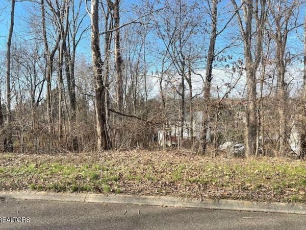 6024 Tennyson Drive, Knoxville, TN 37909