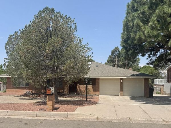 4707 Huntington Drive NE, Albuquerque, NM 87111