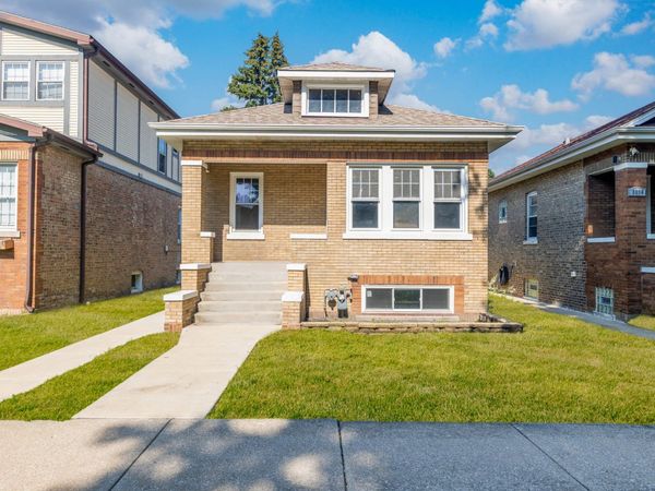 3136 Harvey Avenue , Berwyn, IL 60402