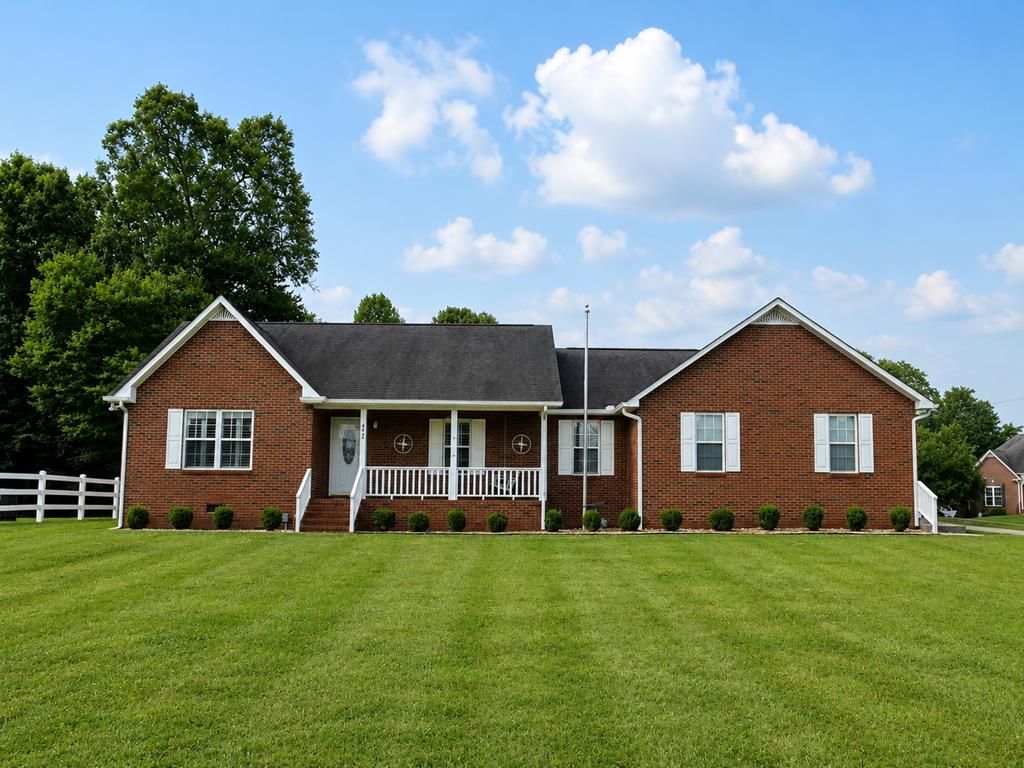372 Brookside Dr., Algood, TN 38506 Main Photo