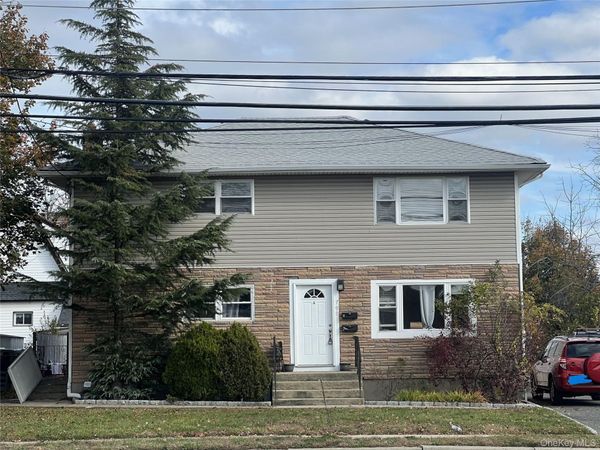 790 Wellwood Avenue, Lindenhurst, NY 11757