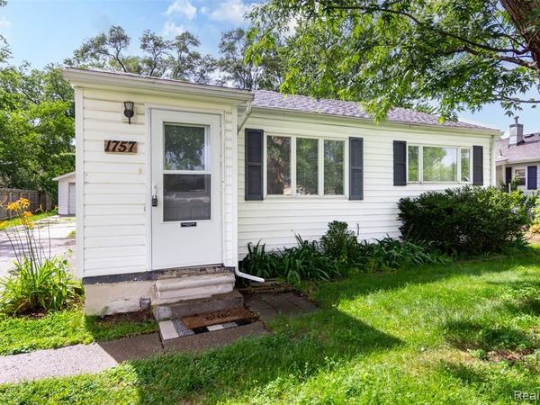 1757 Enterprise Drive, Troy, MI 48083