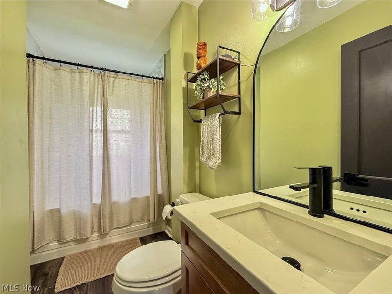 783 E Cassell Avenue, Barberton, OH 44203 Photo 12