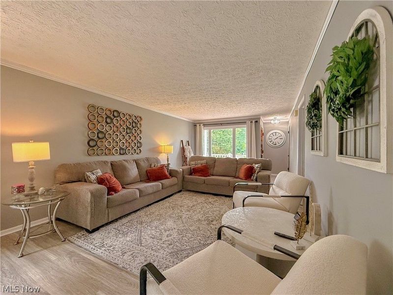 783 E Cassell Avenue, Barberton, OH 44203 Photo 2
