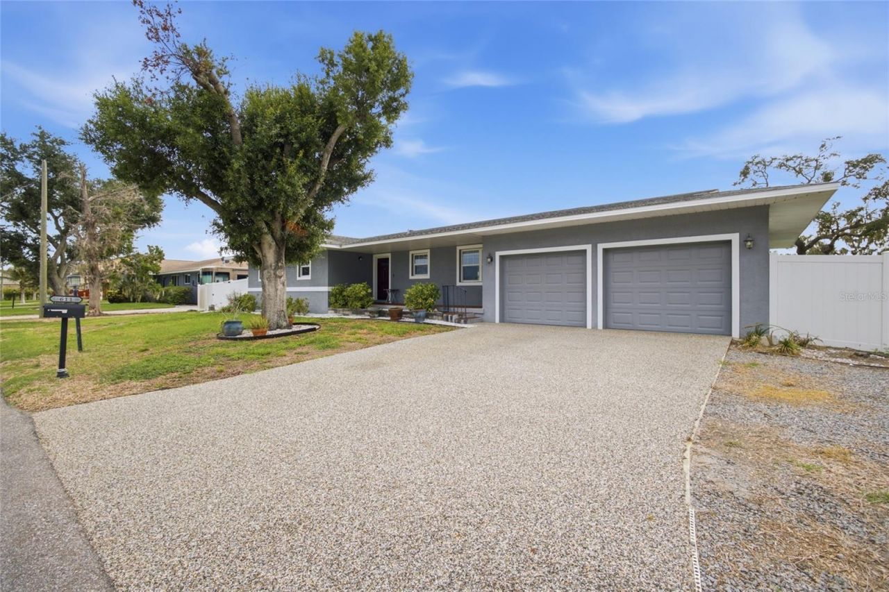 611 Leona Avenue, Ellenton, FL 34222 Photo