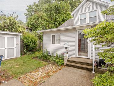 5702 Lakeside Avenue, Toledo, OH 43611