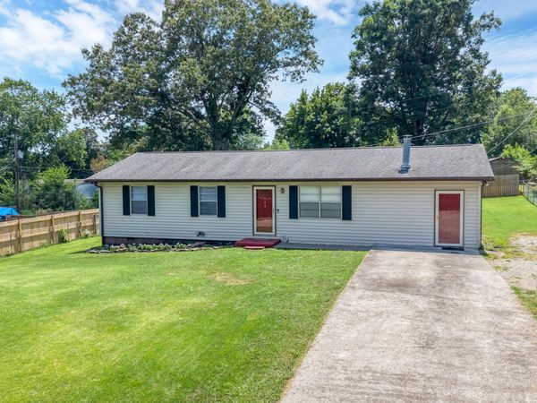 408 Ocoee Drive, Maryville, TN 37801