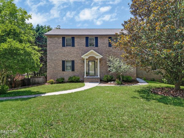 107 Chestnut Hill Rd, Oak Ridge, TN 37830