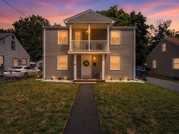 68 San Miguel St, Springfield, MA 01104