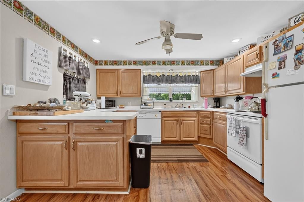 9044 Somerset Ln , Bonita Springs, FL 34135 Photo