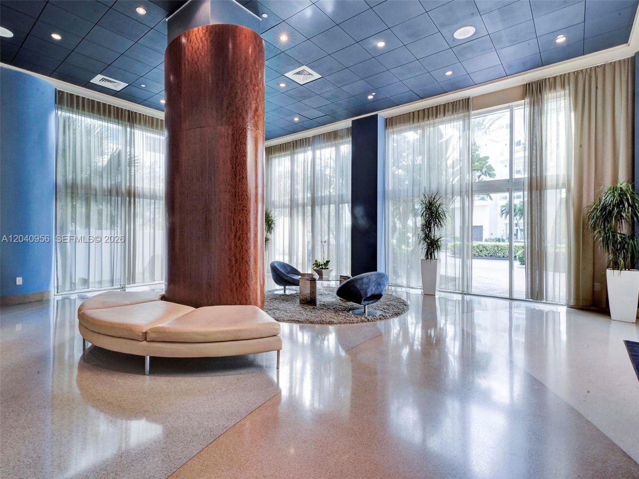 6365 Collins Ave , Unit 2407, Miami Beach, FL 33141 Photo