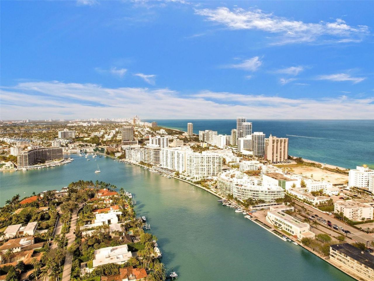 6365 Collins Ave , Unit 2407, Miami Beach, FL 33141 Photo
