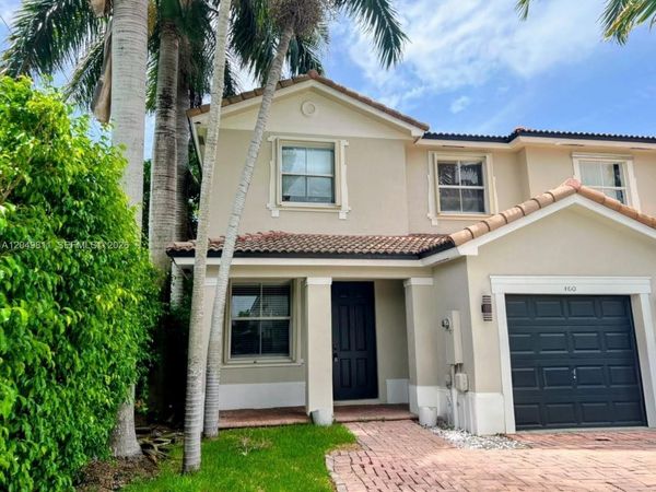 4163 NE 11th St, Homestead, FL 33033