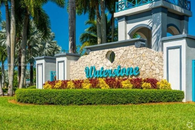 4163 NE 11th St, Homestead, FL 33033 Photo