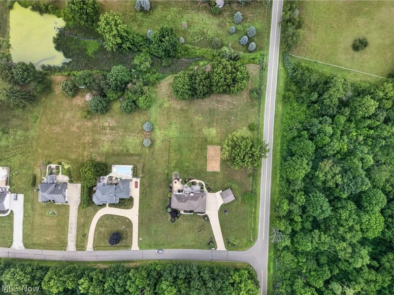 1343 Vermillion Drive, Barberton, OH 44203 Photo 9