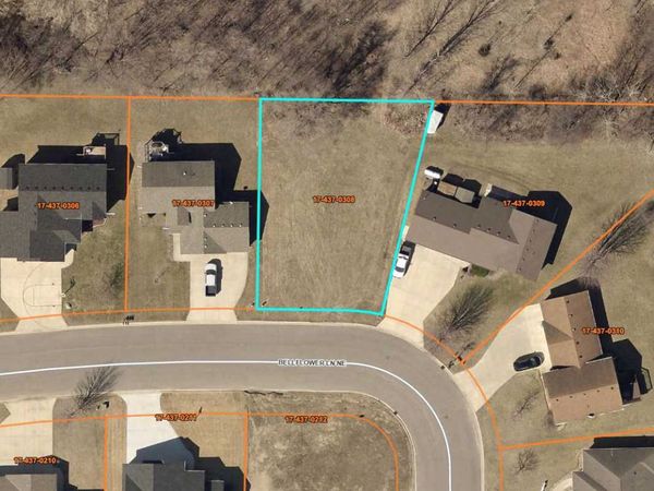 1275 Bellflower Lane NE, Owatonna, MN 55060