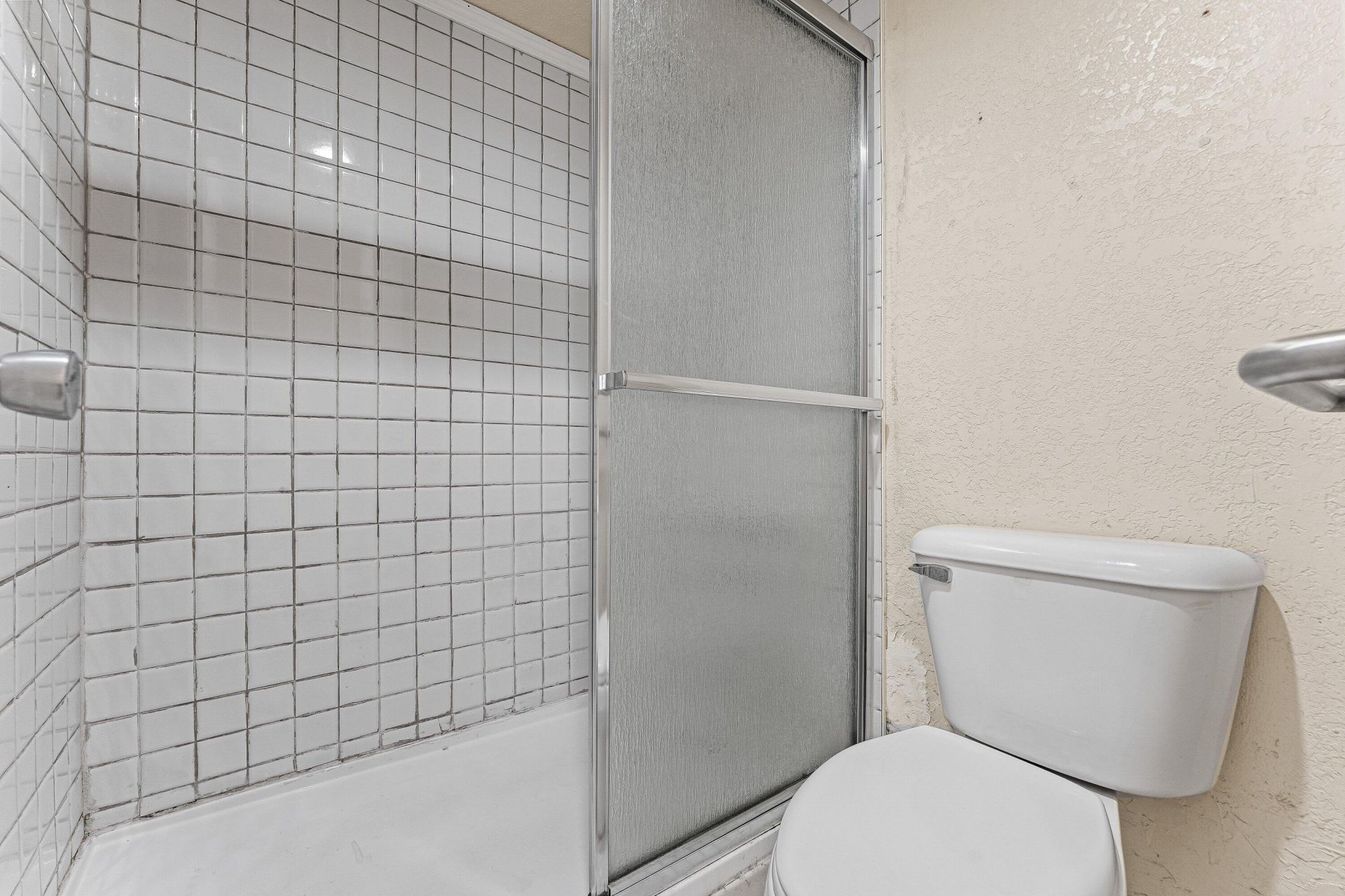 1400 Saint Charles Place, Unit 616, Pembroke Pines, FL 33026 Photo