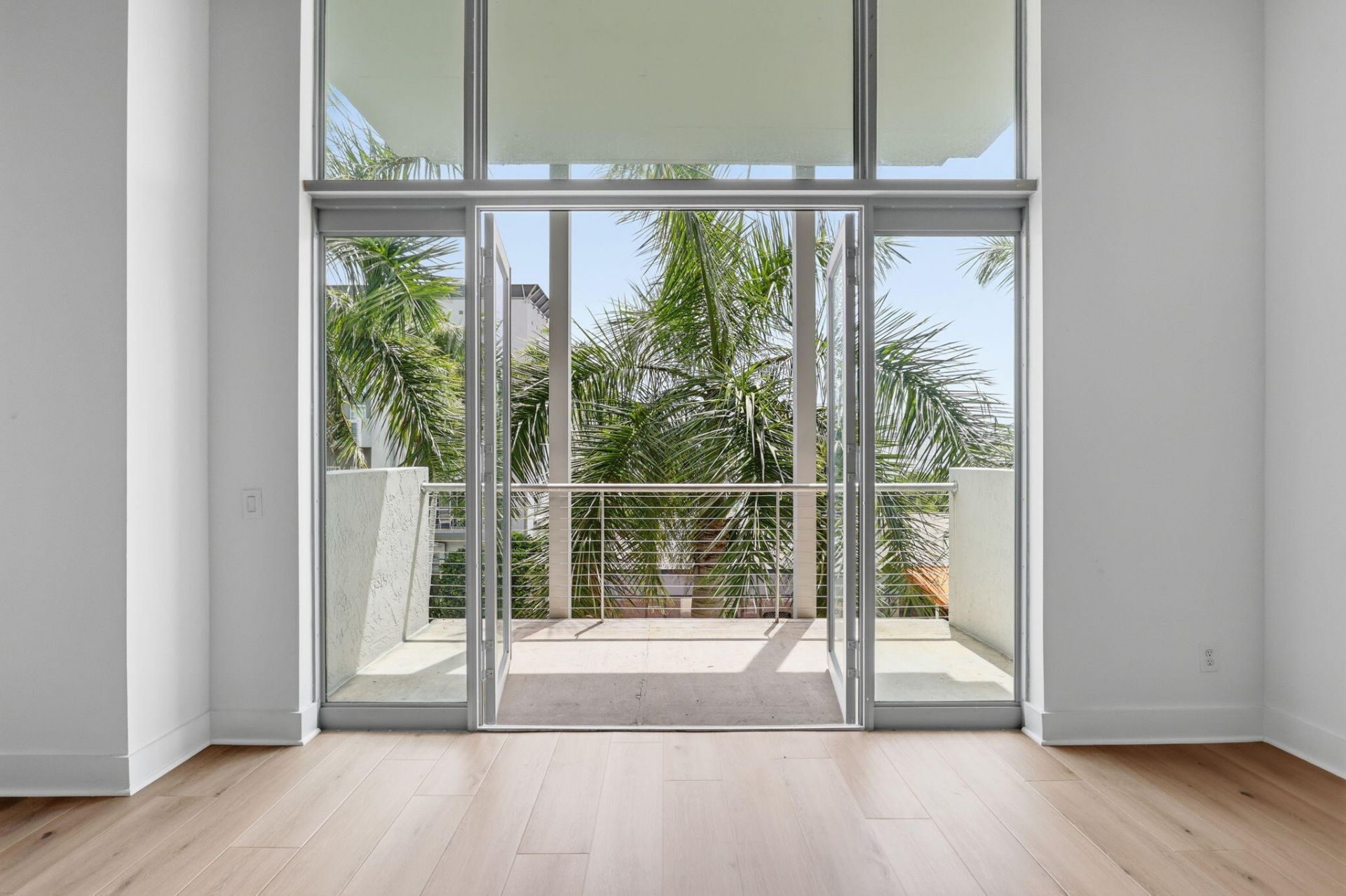 180 NE 4th Avenue, Unit 307, Delray Beach, FL 33483 Photo