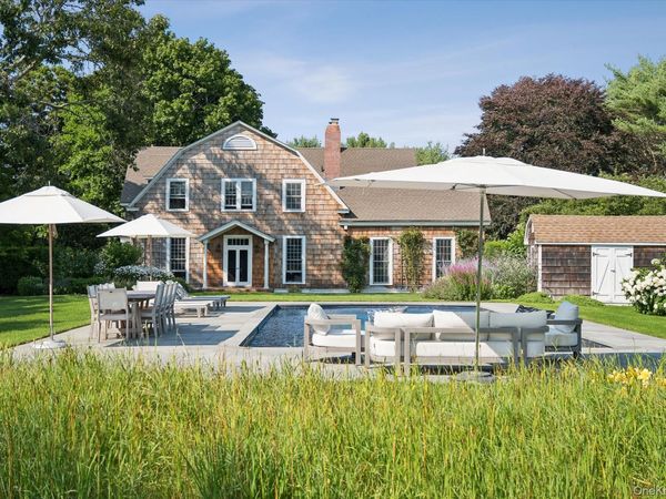 5 Shinnecock Road , Quogue, NY 11959
