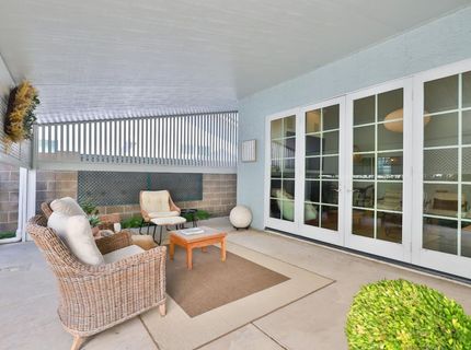 7598 Sunmore Ln, Sacramento, CA 95828 Photo