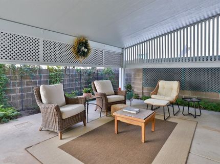 7598 Sunmore Ln, Sacramento, CA 95828 Photo
