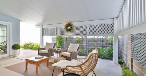 7598 Sunmore Ln, Sacramento, CA 95828 Photo