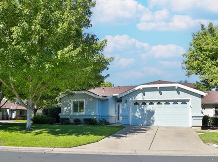 7598 Sunmore Ln, Sacramento, CA 95828 Photo