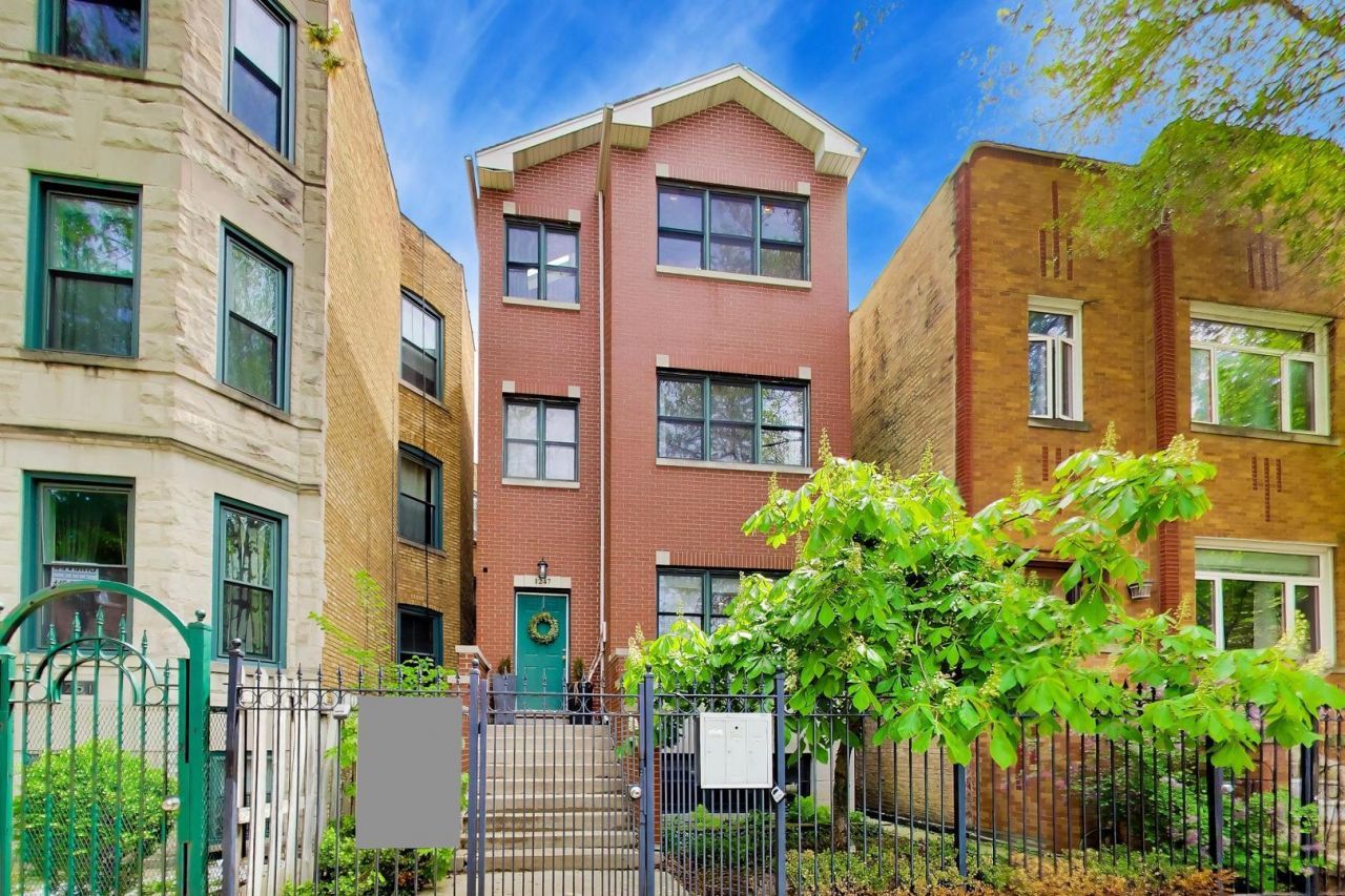 1247 N Rockwell Street, Unit 1, Chicago, IL 60622 Main Photo