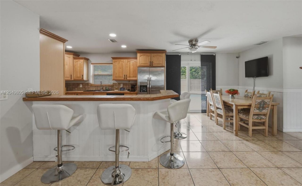 6595 Massachusetts Dr, Lake Worth, FL 33462 Photo