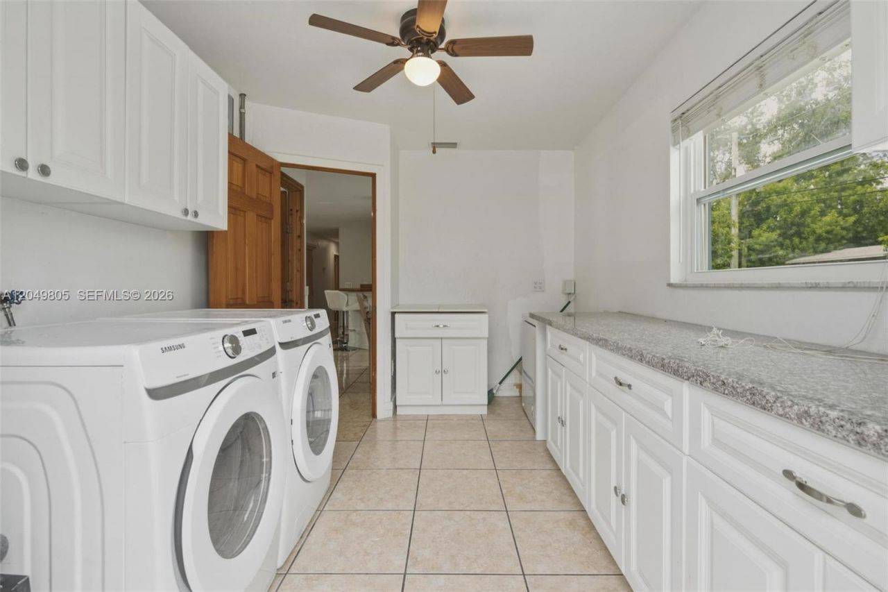 6595 Massachusetts Dr, Lake Worth, FL 33462 Photo