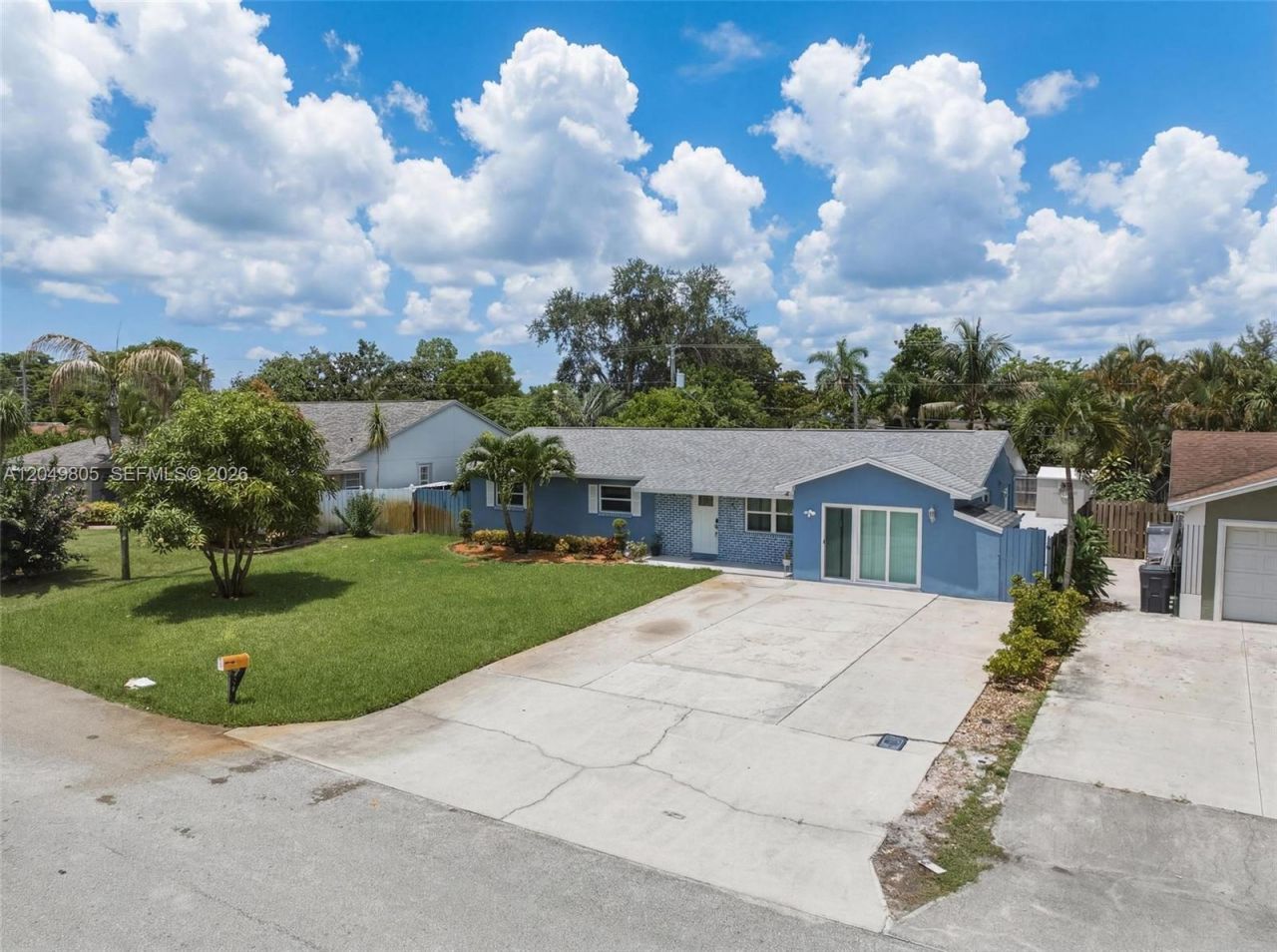 6595 Massachusetts Dr, Lake Worth, FL 33462 Photo