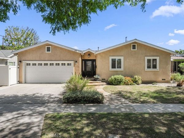2784 Vuelta Grande, Long Beach, CA 90815